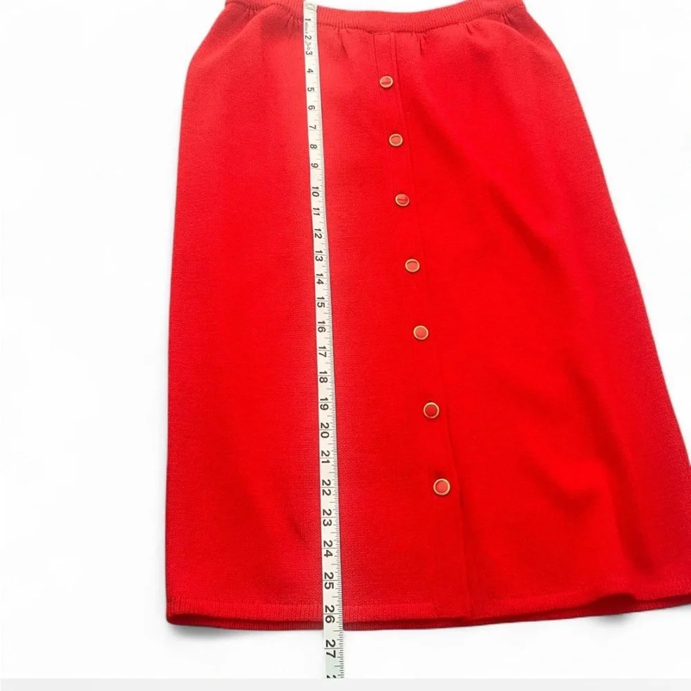 Vintage St. John knit Vibrant Red Skirt Set in good condition
